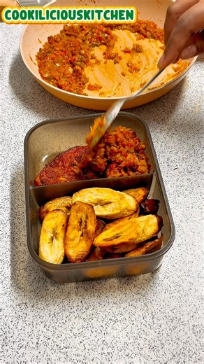 Packing My Husband’s Lunch Before Work | Wife Life Abroad #youtubeshorts