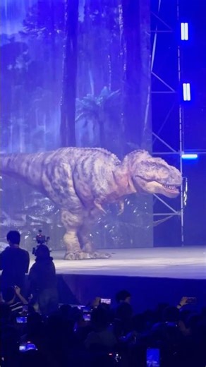🦖 Epic T-Rex vs. Triceratops Battle! 2026 Kaohsiung Children's Day Dinosaur Show! #dinosaur