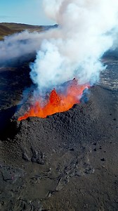 Litli Hrútur eruption cone on the 3rd day of eruption. It’s very interesting to see how this volcanic eruption will evolve and for how long it will last. Eruption in 2021 lasted 6 months, but eruption in 2022 lasted 3 weeks. Is it Iceland already in Your bucket list ? Iceland 💥 . More —> @smile_adventure_iceland . #iceland #volcano #eruption #enjoy #lava | Smile Adventure