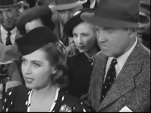 Classical Black and White movie with brief catfight between villainess and heroine