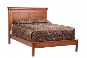 Amish Romeo Panel Bed with Short Footboard