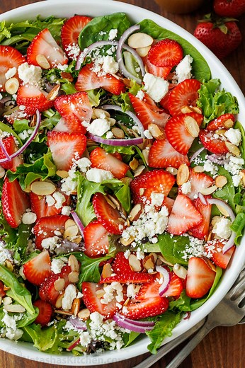 I'm Obsessed with this Strawberry Salad with the Best Homemade Dressing! 🍓🥗RECIPE: https://natashaskitchen.com/strawberry-salad-honey-vinaigrette/ | NatashasKitchen.com