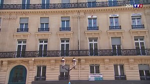 393K views · 5.9K reactions | En 2010, la salle des coffres d'une agence parisienne du Crédit lyonnais était dévalisée. Le butin est impossible à évaluer. Les malfrats, eux, semblent avoir réussi le casse parfait. | TF1 INFO | Facebook