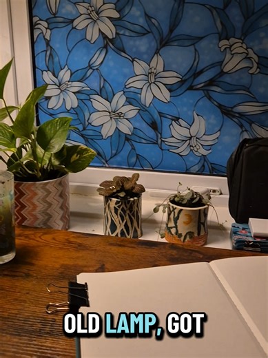 I have finally set up a desk and easel. A space to draw, paint and create next to a window that gets the most of the sun 😊