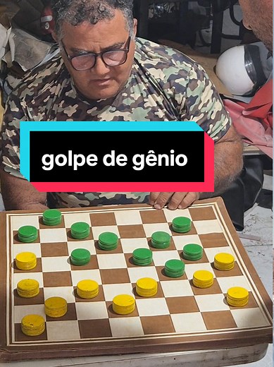 Golpe Lendário em Damas: Uma Jogada de Mestre