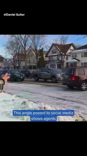 *GRAPHIC* Multiple angles show the moment an ICE agent fatally shot a woman identified as 37-year-old Renee Nicole Good. | KARE 11