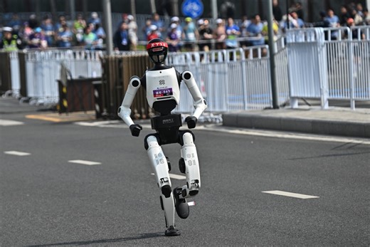 Droids ran a half-marathon this weekend in record time. It’s a showcase of what Chinese tech can do