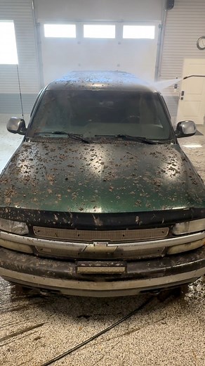 323K views · 921 reactions | Filthy Pressure Washing ASMR! #detailing #pressurewashing #satisfying #asmr | The Detail Geek | Facebook