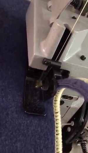 GT2502-K carpet overedging machine with edge cutter #CarpetBindingMachine #CarpetSewingMachine #EdgeCutingOverlockMachine #CarpetOverlockMachine | Packstar big bag,bag sewing&closing machines | Facebook