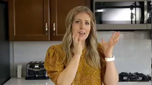 10K views · 300 reactions | We know that you want to get dinner on the table as fast as possible. These 3-ingredient meals make that happen! Get all the recipes here: https://www.sixsistersstuff.com/recipe/24-of-the-easiest-3-ingredient-recipes/ | Six Sisters' Stuff | Facebook