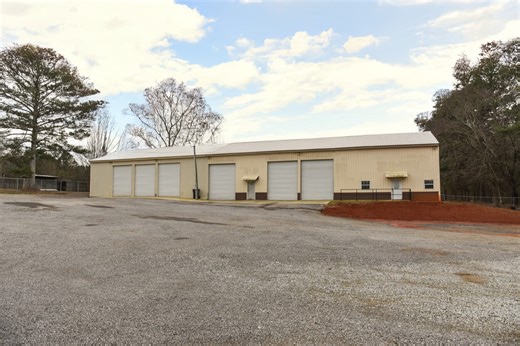 101 E Byrd Rd, Hartselle, AL 35640 - Trade Service Office with Warehouses | LoopNet