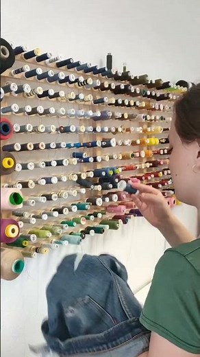 Comment réparer un jean troué ?