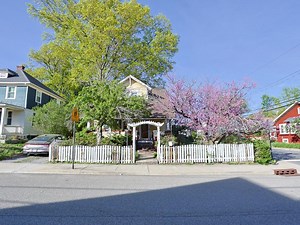 28 Oak St, Beacon, NY 12508 - MLS 854509 - Coldwell Banker