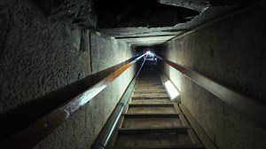 The Red Pyramid. Part 3. Today we’re going deeper — this is the third part of our Red Pyramid story, and the third segment of my film. Up to now we’ve been looking at it from the outside: massive, calm, self-assured. But the real experience begins only when the pyramid stops being a shape on the horizon and becomes a space you enter with your own body. In this part we descend inside, through the northern entrance, into the descending passage, where every metre demands a different breath, a diffe