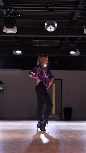 Choreo @Sophie Collett 📍@Romeo Dance Academy #fyp #heels #heelsdance #dancing #dancer