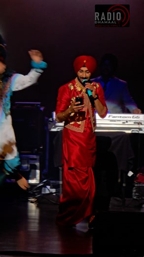 Ranjit Bawa Live Winnipeg 2025 @ranjitbawa @teamranjitbawa1 @realtor_sukhsandhu @rajan_brar35 @true_panjabproductions Video Credit:- @capturecraft__ #ranjitbawa #punjabi #folk #punjabisongs #punjabisinger #radiodhamaal #punjabi | Radio Dhamaal Winnipeg