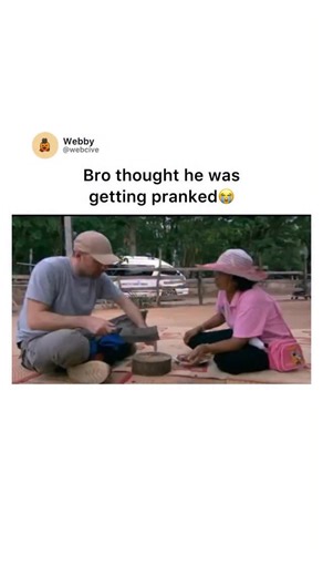 Webby on Instagram: "The “Pocket Universe Blink” Theory That Gen Z Is Weirdly Obsessed With 🌐👀✨ There’s a random trend floating around right now called the Pocket Universe Blink, and it has everyone acting like part-time philosophers for no reason. The idea is simple: people swear there’s a split second during the day where everything around them feels slightly off — like the brightness dips, the air shifts, or the vibe resets. Gen Z calls it a “micro-reset,” Gen Alpha says it’s “reality switc