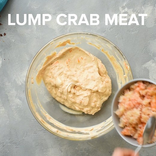 Insanely Delicious Hot Crab Dip makes the perfect party appetizer. This delicious and addicting crab dip is ready in just 30 minutes and will instantly wow the entire crew! Everyone loves a great dip, because we all love to play with our food sometimes. Find the recipe here: https://therecipecritic.com/hot-crab-dip/ | The Recipe Critic