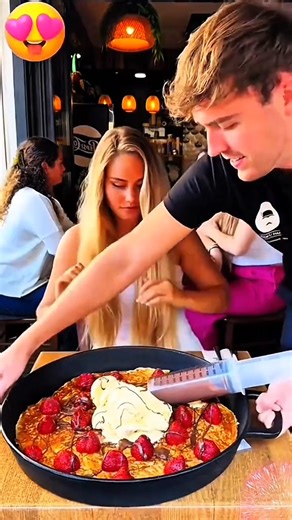 🤣🤣🤣 #funnyvideos #foodprank #giantfood #scareprank #prank #viral #fyp | Gigs and Roses