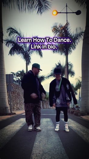 Learn how to dance from level zero. Step by step. No shortcuts. 35 years of experience. More than 10,000 students worldwide. My online course is live. Start today. 👉 TheDanceCode.online #dance #learnhowtodance #hiphopdance #dancecourse #onlinecourse