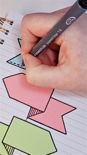 Creative idea with sticky notes for your notebook! #creativity #notebook #artsupplies #stationery | Chanda Jha