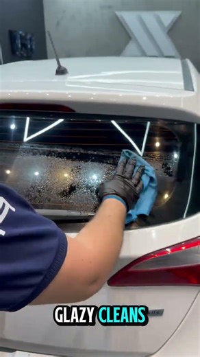 Making glass invisible. 🚗🧼