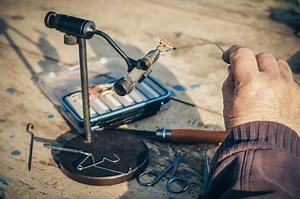 The 7 Best Fly Tying Scissors 2025 (Fly Tying Tools Guide)