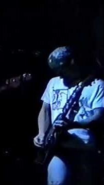 Manic Depression - Lyndon Jones performs their 1989 live rendition of the Jimi Hendrix song