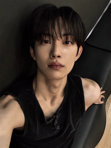 Kim Geonwoo's Talented Performance in Alpha Drive One