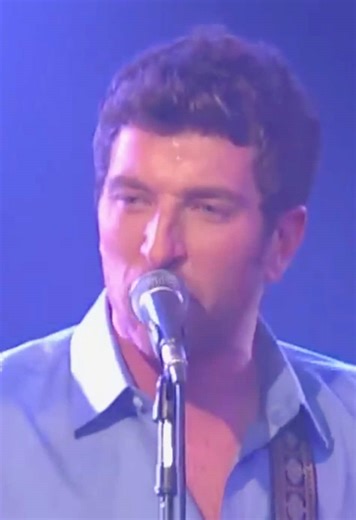 I wanna be that song 🥹 Tag the person that deserves a good serenade! #bretteldredge #musicvideo#fyp #country #usa