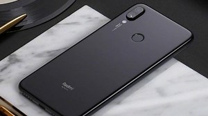 Xiaomi Redmi Note 7 thrown from stairs and used as skateboard in new durability tests, results will shock you