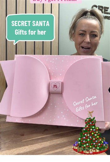 SECRET SANTA GIFTS FOR HER Christmas gifts / Secret Santa gifts for her Gift for her 💝 Secret Santa Gifts for women / girls #secretsanta #christmasgift #giftsforher #tiktokmademebuyit #sephoraalışverişim