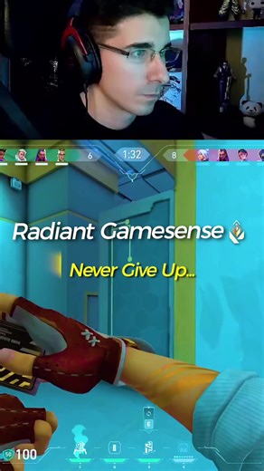 Así piensa 1 Top Radiant 🏆 Nunca te rindas #valorant #valorantclips #valorantgaming #gamingentiktok #horcus He sido TOP 1 Radiant del mundo varias veces y te voy a enseñar como mejorar en Valorant 2026. Guías, consejos y trucos, pro tips and tricks, las rutinas (aim, subir de rangos, códigos miras jugadores, sensibilidad, tener más fps, records mundiales, los mejores momentos épicos, memes, lineups, setups, nuevos agentes, mapas, vct emea, premier, trendings virales para ti, reaccionando, strea