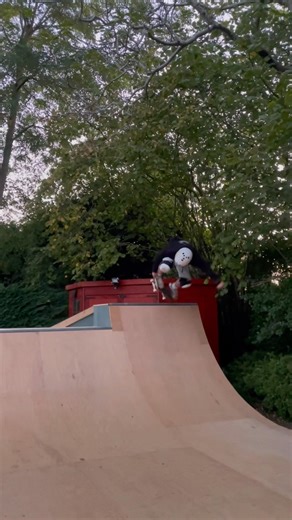 Backside air 🤯 | #skateboarding #fyp