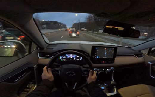 2024款丰田RAV4 第一视角试驾