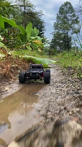 #runner #landcruiser #ford #toys #lifted #jeep #enduro #shorts #racing #Toyota #fypシ゚viral #RC #mud #ktm #defender #adventure #travel #explore #reelsfypシ #trucks | RC Offroad | Facebook