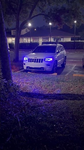 Vland Jeep Grand Cherokee replacement headlights. 👌