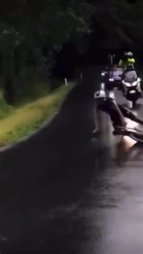 @the.en.creatives on Instagram: "We are a creative studio dedicated to building brands that leave a mark. From concept to execution, we combine vision, strategy, and storytelling to make every brand not just seen, but remembered. Through media, design, and digital innovation, we craft experiences that connect, inspire, and drive impact. And the best part? We offer all this at fairly priced, accessible packages, because great branding should be within reach for everyone. • Branding • Creative stu