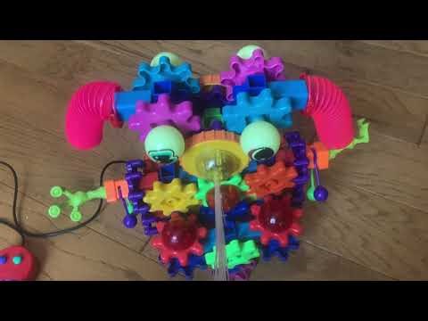 Gears! Gears! Gears! Wacky Wigglers Set: Models Demonstration