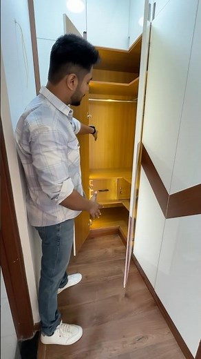 L shape wardrobe design @woodlance #shapoorjipallonji #dwarkaexpressway #4bhkflats #interiordesign