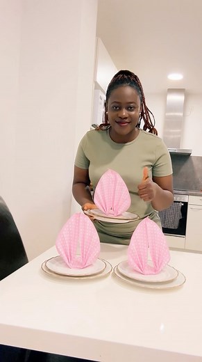 2 Easy and elegant napkin folding ideas you will love for your party 🎉 Save for later and follow for more tips👌 #LikeFollowShare #follow #lifehacks #fblifestyle #party #napkinfolding | Wakuna Relindis