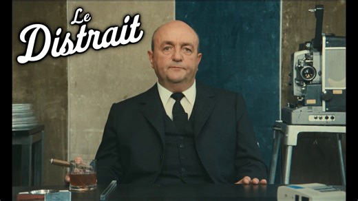 La mission du publicitaire - 1er extrait du film Le distrait de Pierre Richard (1970) "Messieurs commençons par nourrir notre efficacité. La presse, explique, le cinéma démontre, l'affiche affirme. La mission du publicitaire s'appui sur la science et la technique." "Avec la pâtée Casimir, mon chien a retrouvé le sourire..." "Avec la pâtée Casimir, ma femme a le sourire..." "L'efficacité publicitaire, s'appuie ici sur la tendance à la joie, l'optimisme, Tel chien, tel maître, si mon chien sourit,