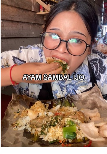 Mukbang Ayam Sambel Ijo yang Menggoda