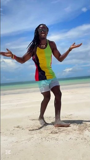 Salty tic toc dance cover #shortsvideo #dance #reggaewine