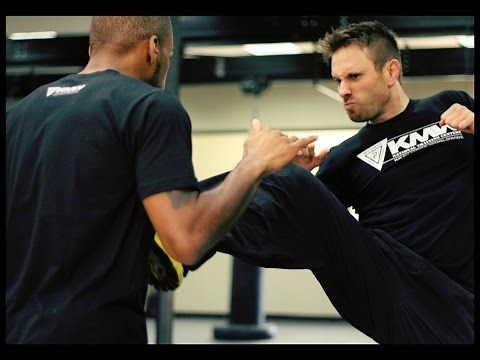 Front Kick : Krav Maga Technique : How to Kick in Self Defense : Krav Maga Worldwide