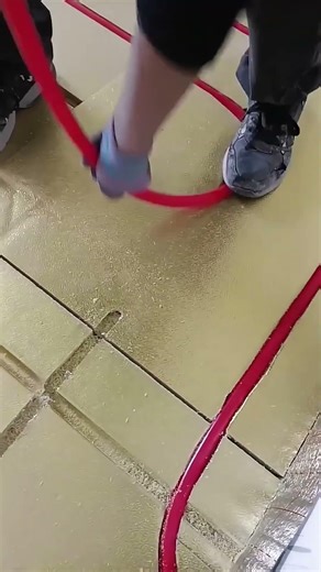 Professional Underfloor Heating Pipe Installation from Start to Finish