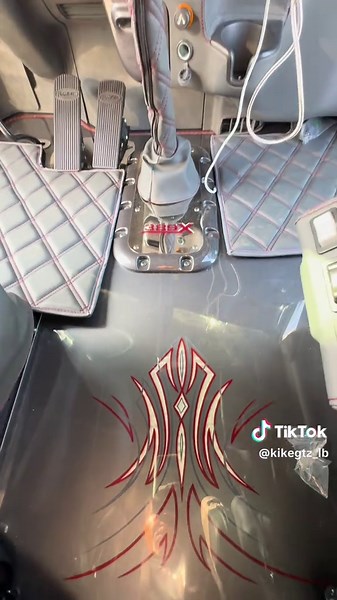 Peterbilt 389X Custom Interior Showcase