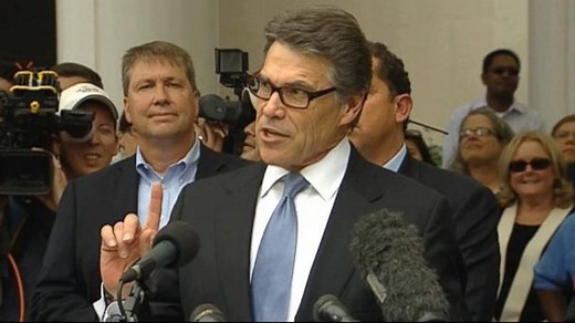 Rick Perry Turns Himself in for Arraignment