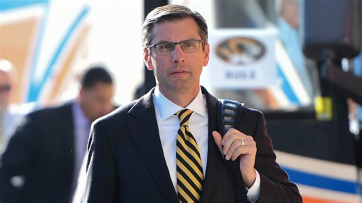 Football coach Derek Dooley considers run for Ossoff's U.S. Senate seat