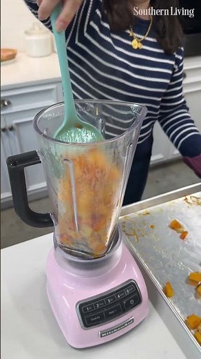 Fall Calls for this Sheetpan Butternut Squash Soup